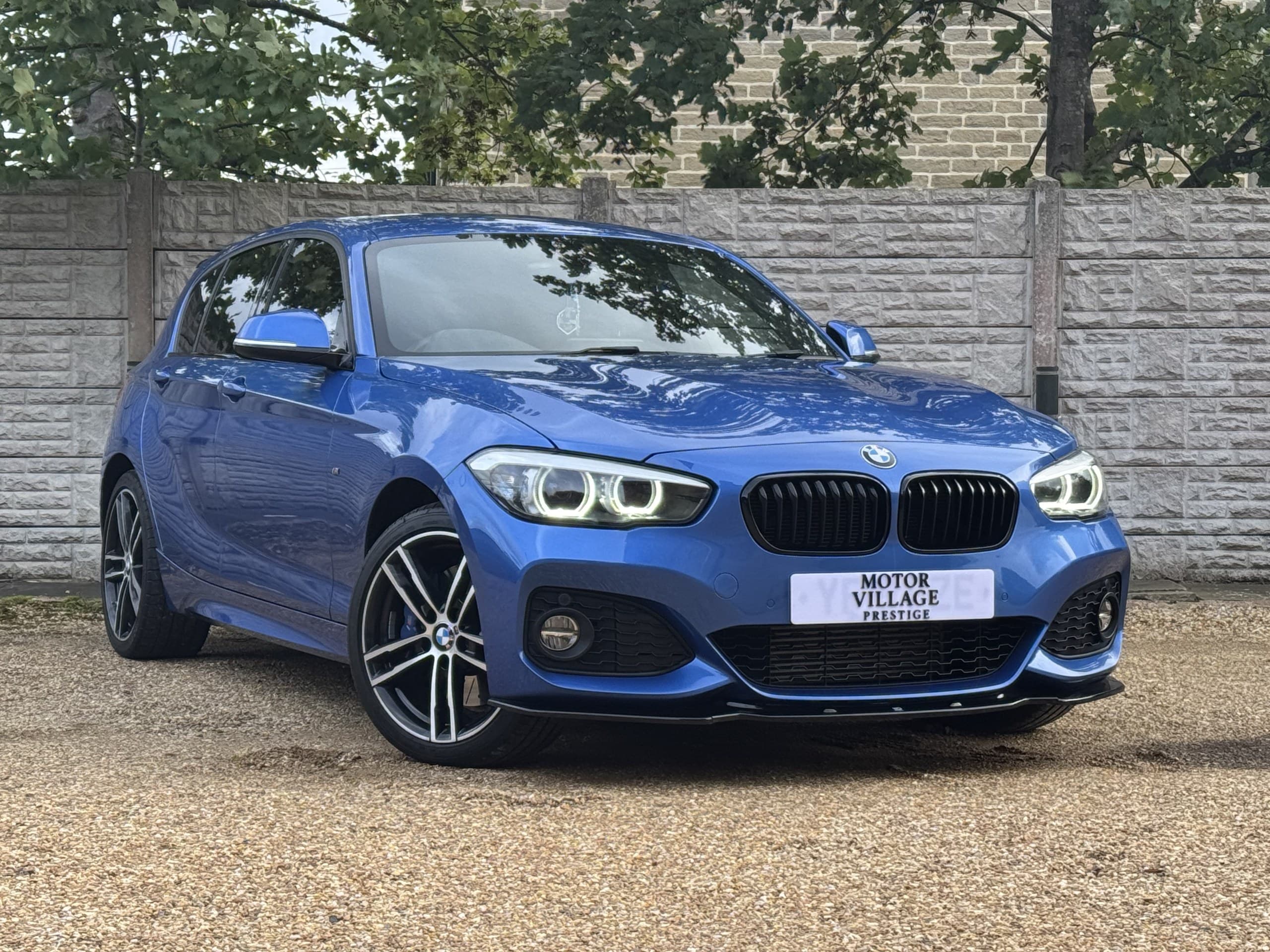 2019 BMW 1 Series — photo 1